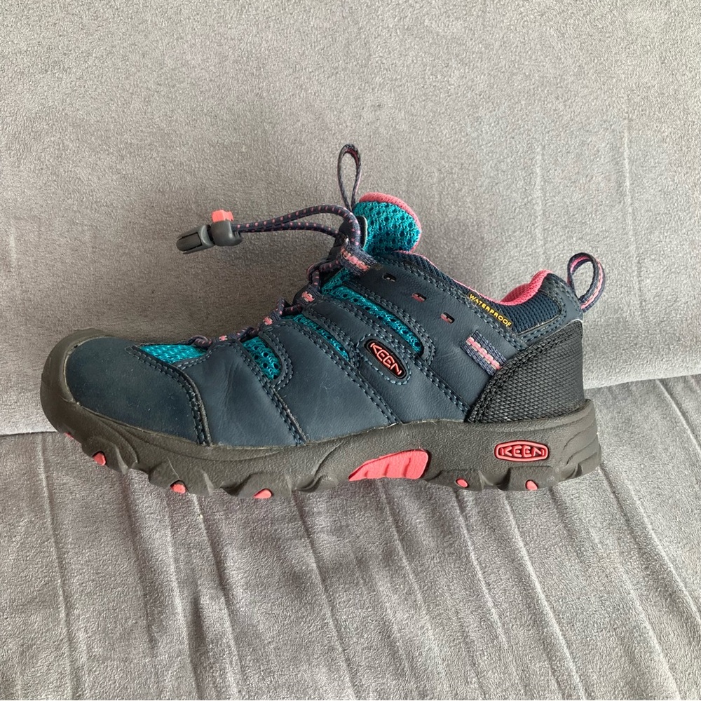 Keen Kids Shoes in Blue and Pink